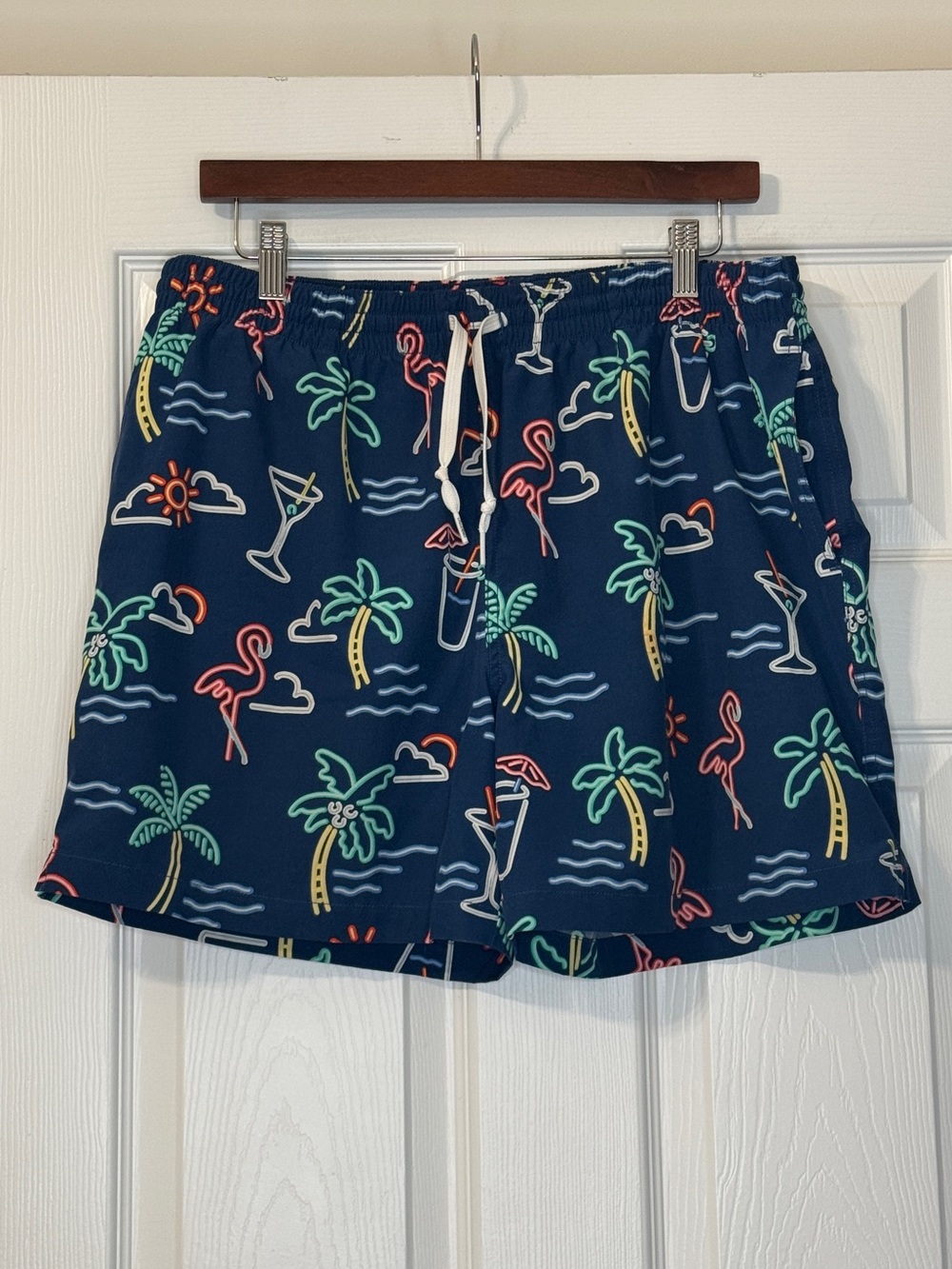 Chubbies swim trunks size large
